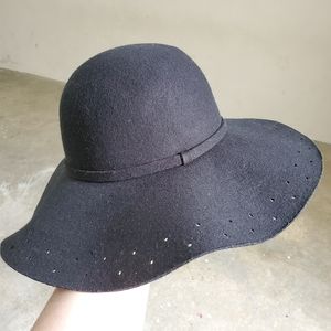 American Eagle Outfitters 100% Wool Floppy Hat